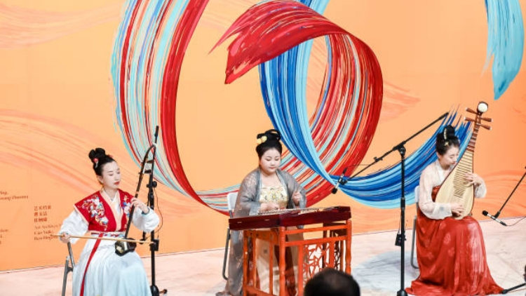 讓深圳城市記憶與鄉愁情感交融 “音為吾鄉”走進美術館