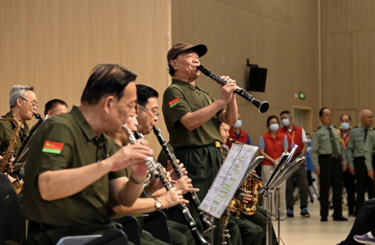 “我们的节日·重阳节”主题文化活动在宝安区养老院温情开展