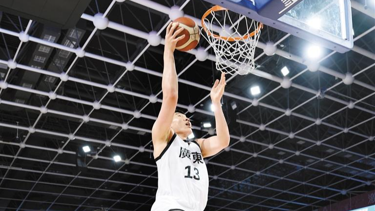 2025中欧男篮挑战赛“全运会前哨战”在龙华文体中心收官