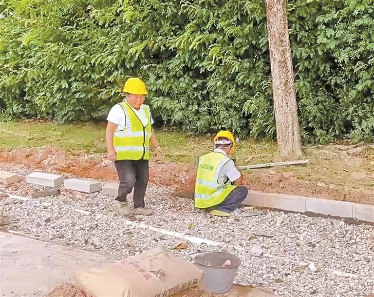 市民反映地铁施工影响路面交通,记者跟进了解工作进展,光侨路路面修复月底前完工