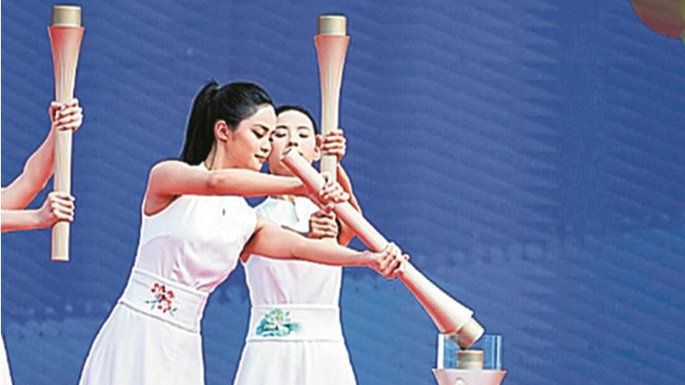 观澜中学毕业生陈曦以青春之姿诠释新时代青年担当