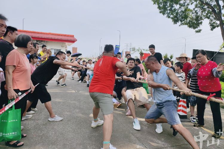 千人游园！港口镇胜隆社区举办“欢度中秋·喜迎国庆”活动