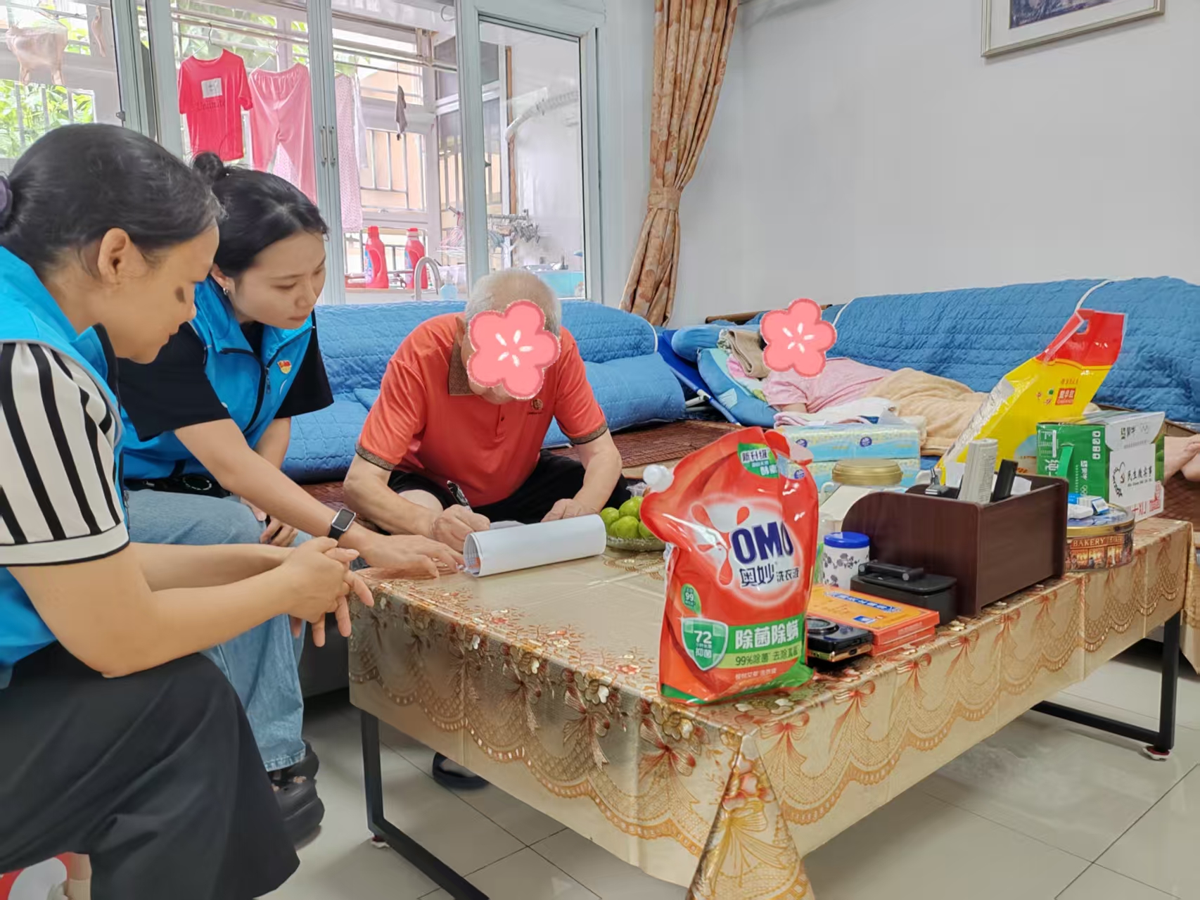 南山蛇口街道大铲伶仃社区开展特殊群体关爱行动