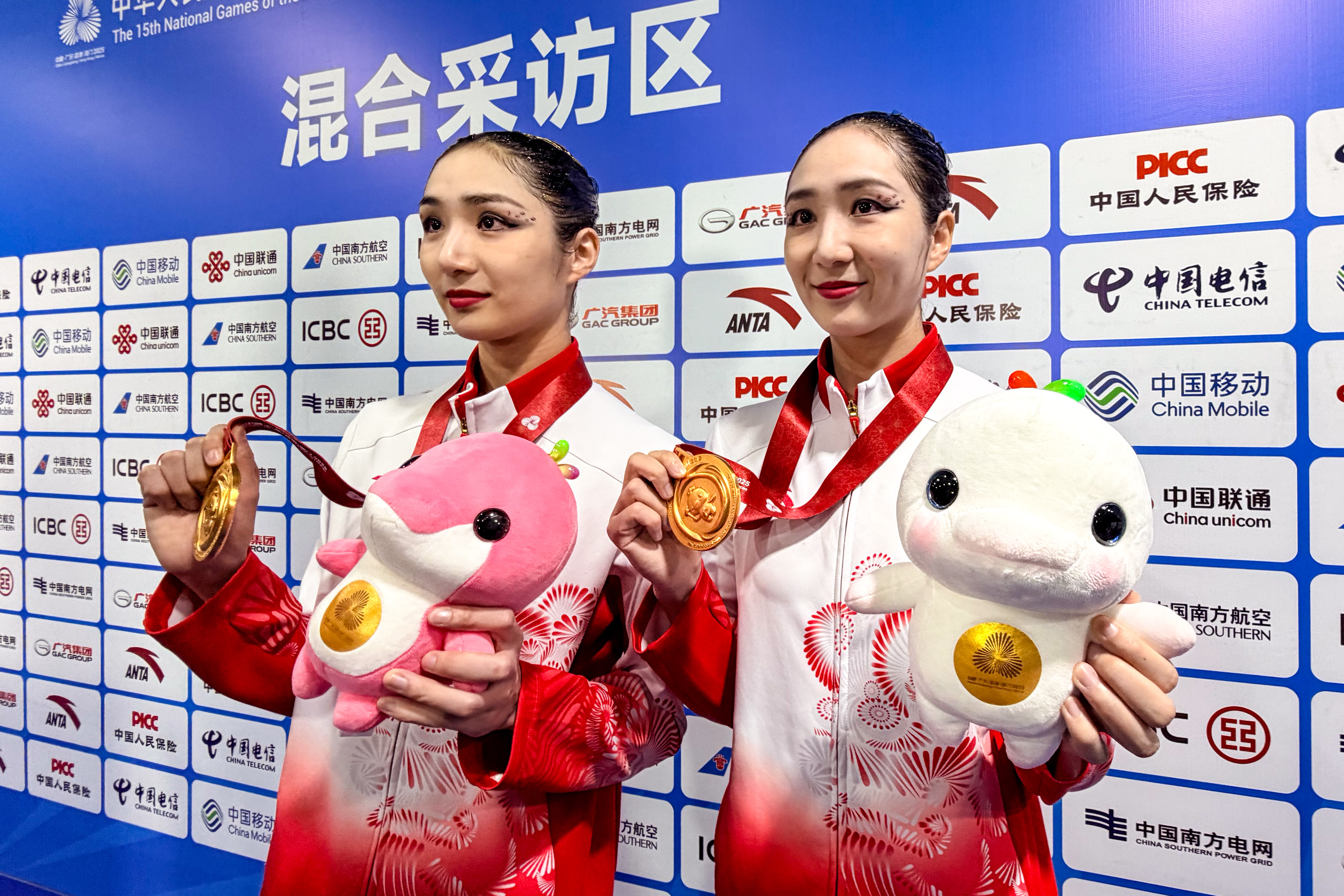 12年,泪水化为感谢!深圳花游姐妹实现全运会“金满贯”