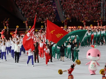 十五运会开幕式上,粤港澳三地代表团同时入场