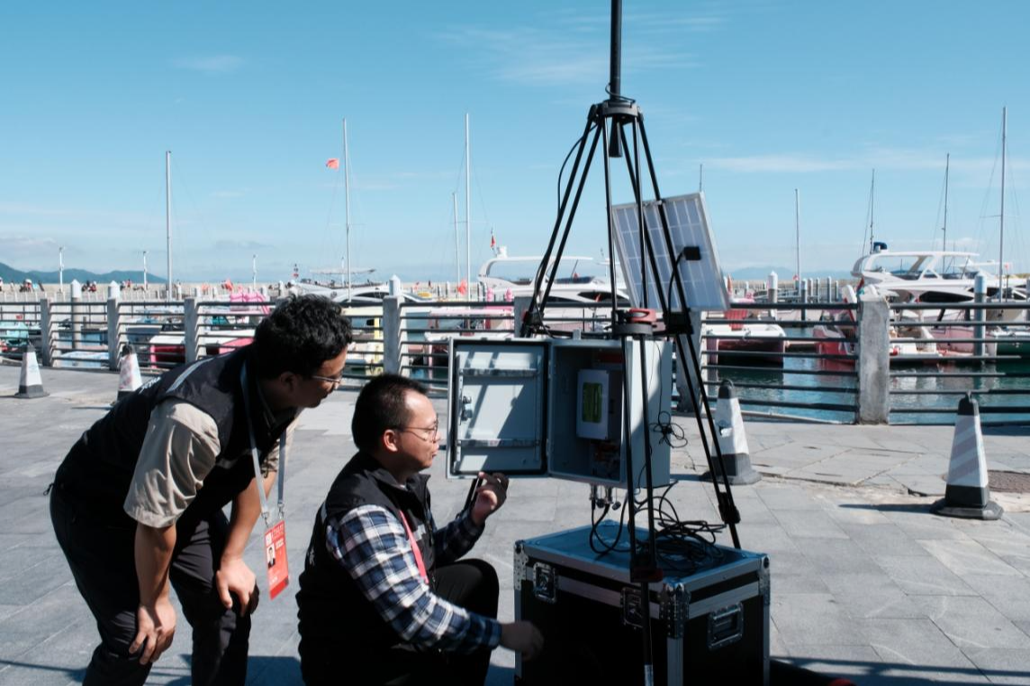 择“天时”与“地利”,深圳气象用科技说话——全运会历史首个在真实海况中竞技的马拉松游泳赛开赛