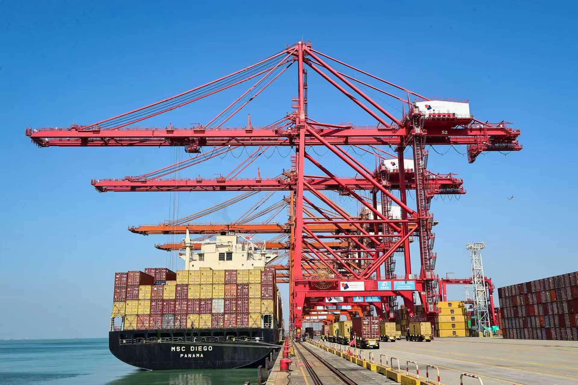 大铲湾码头迎来全新亚洲航线