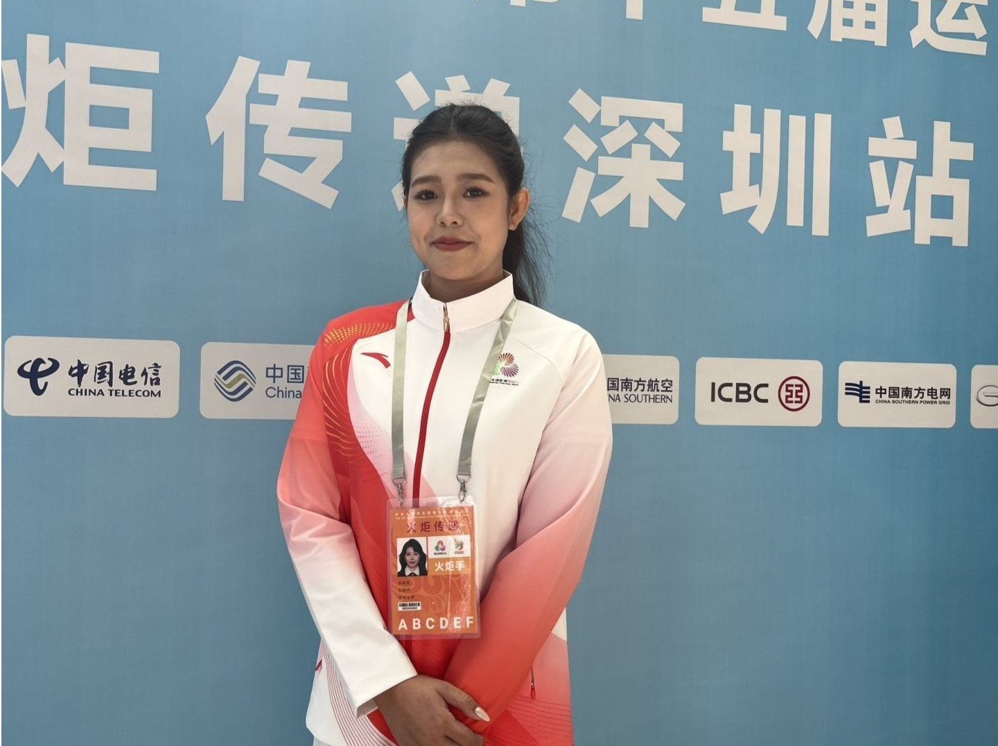 “志愿者火炬手”方阵领跑者李秋实：从冠军运动员到志愿者火炬手，皆是赛场上最亮丽的风景