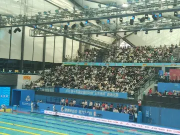 游泳名将接连亮相十五运会,现场人气爆棚了!