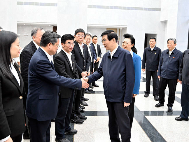 王沪宁在广东调研