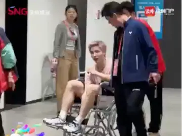 羽毛球男单一哥石宇奇伤退！