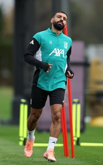 （外代二线）（17）足球——欧冠联赛：利物浦队赛前备战