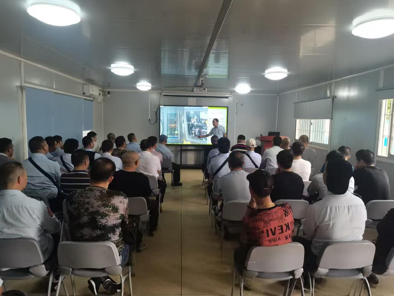 强化安全运营，深巴宝安车队开展“强督导、保安全”专项行动