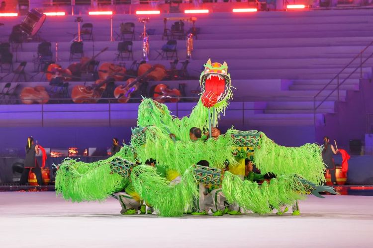 十五运会开幕式暖场表演开始了！多图直击→