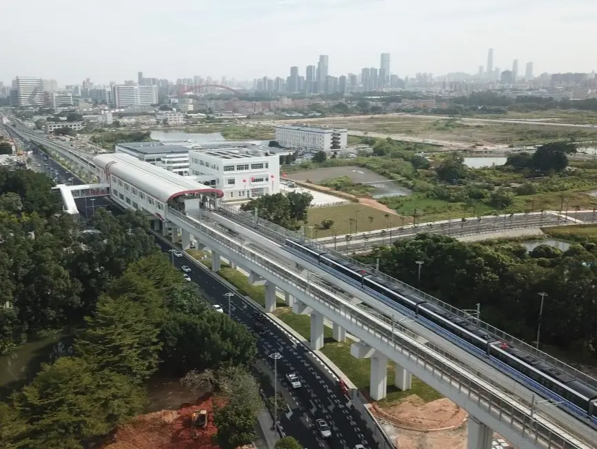 东莞地铁1号线开通！时速120公里“提速”湾区互联，深莞“一小时生活圈”扩容