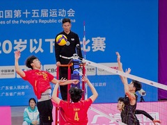 十五运会男排U20小组赛：山东队保持不败战绩