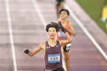 冷空气来了,但十五运会田径赛场更“热”了!黄博凯19日撑杆跳高冲金,苏炳添20日“最后一舞”