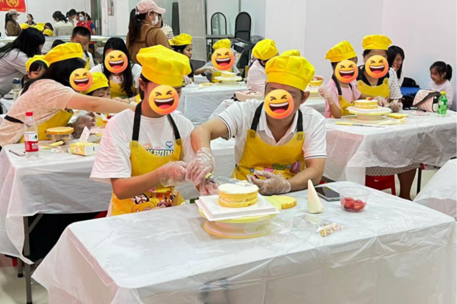 蛋糕香里藏温情！西乡亲子烘焙 用味蕾疗愈困境家庭时光