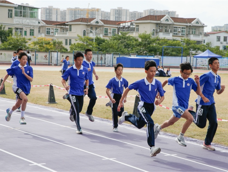 平湖外国语学校第十三届秋季运动会落幕