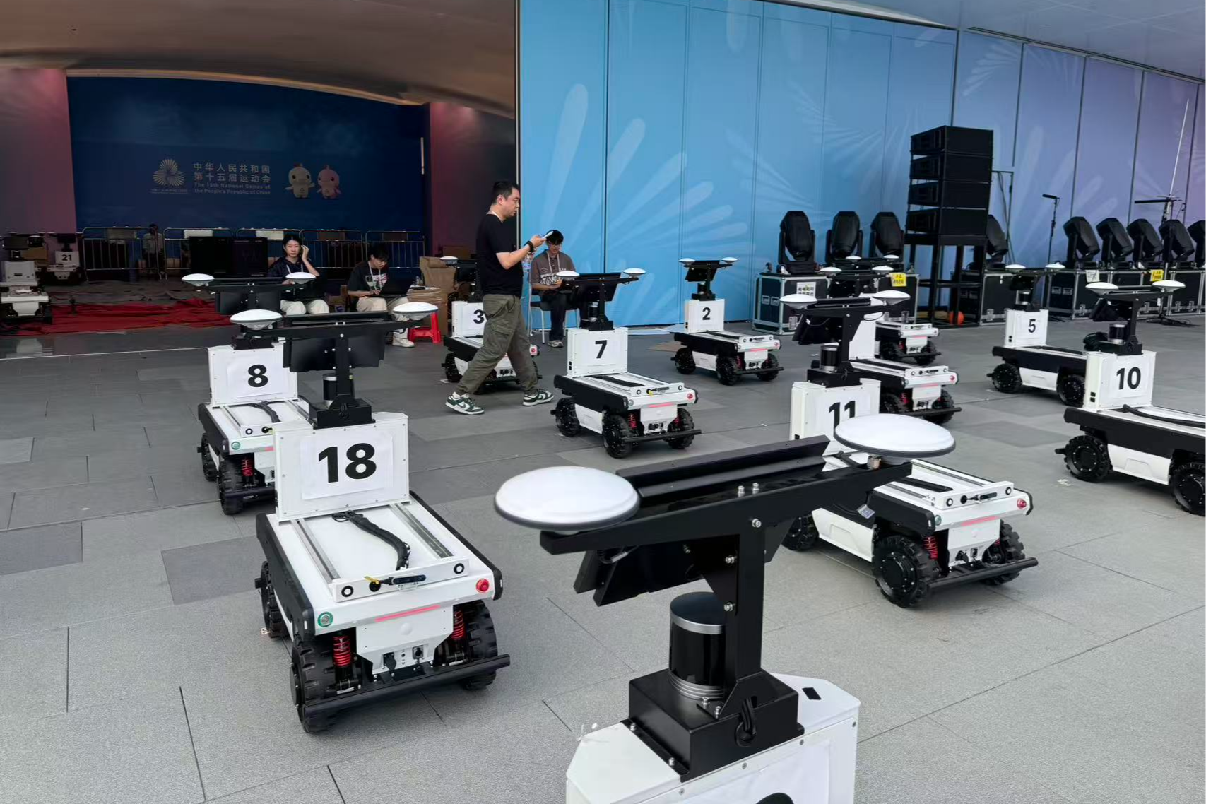 无人车、机械手,这些“演员”将亮相十五运会闭幕式