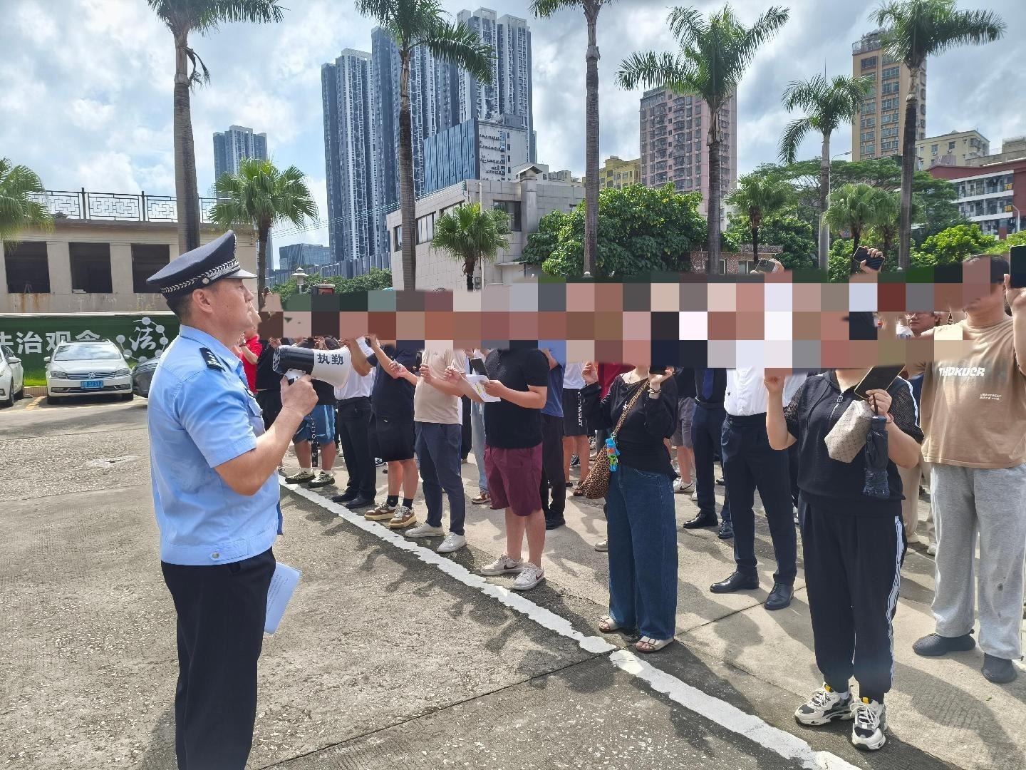 护“两类人群”归正途 龙岗社矫安帮“三部曲”有温度