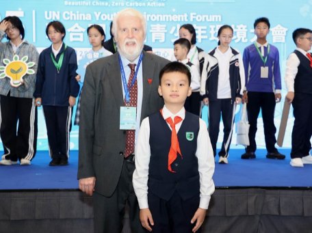 湾区少年逐绿而行！深圳学子在联合国舞台传扬中国低碳声音