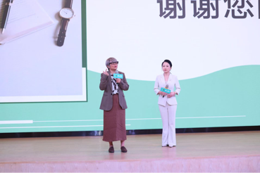 “在AI时代做不焦虑的智慧父母”——福田区妇联“福家大讲堂”引发家教新思考  