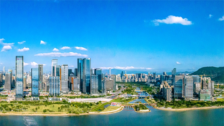 王毅:即將成為APEC中國“第三城”的深圳正在做好準備