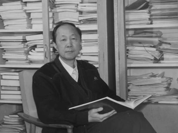 著名粒子物理学家、中国科学院高能物理研究所原所长郑志鹏逝世