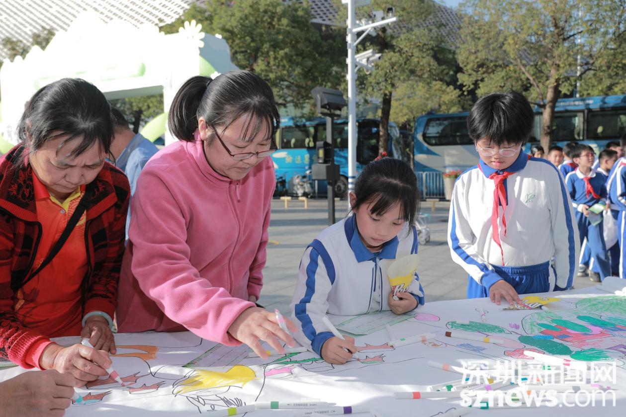 换享集市开市 爱心市民助力!南山区“垃圾减量日”让环保可触可感