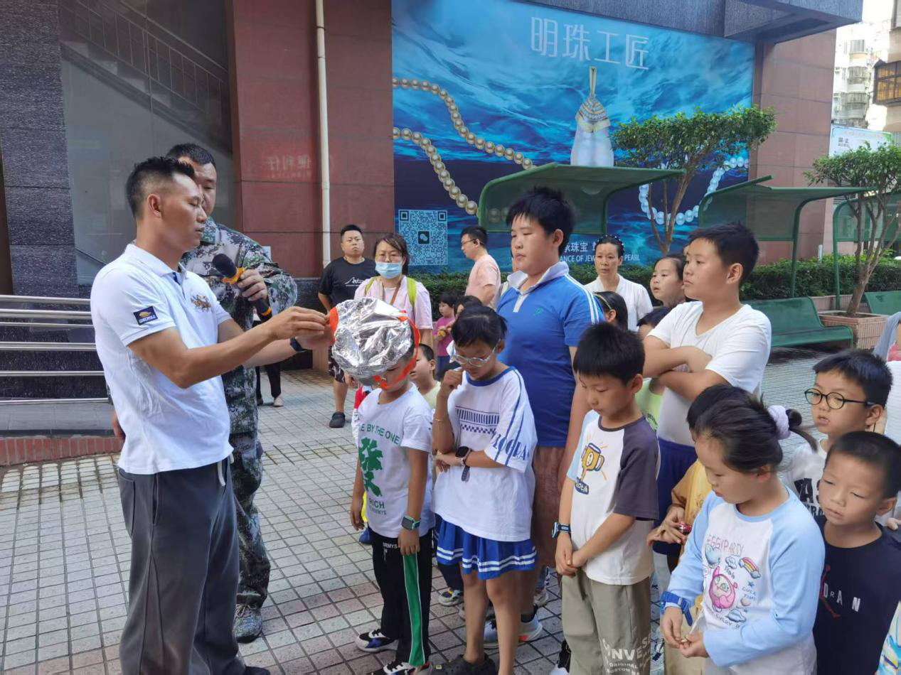 翠竹街道愉天社区举办消防日活动，筑牢社区家庭安全防线