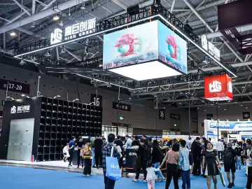 告别“灯光点点”,迎接“天空演员”!无人机表演“新技能”正在高交会解锁