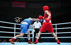 （全运会）（5）拳击——女子50公斤级八分之一决赛：陈鑫丽晋级