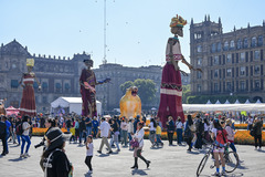 墨西哥城宪法广场大型祭坛迎接亡灵节（3）