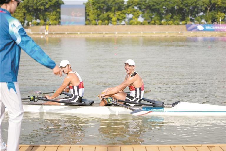 赛艇鸣哨开赛！宝安冲金大将倪旭林轻松闯首关