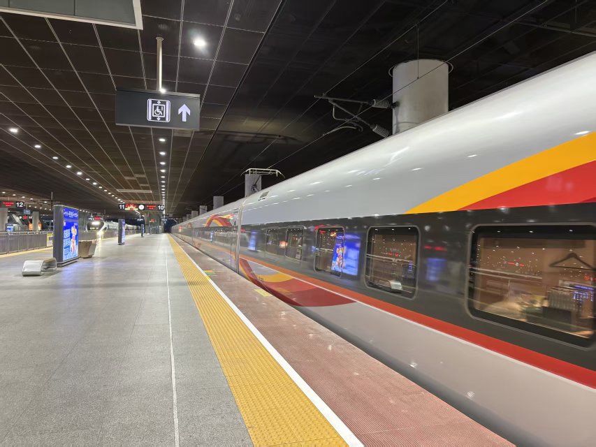 深沪高铁增开夜间动卧 助力“夕发朝至”便捷出行