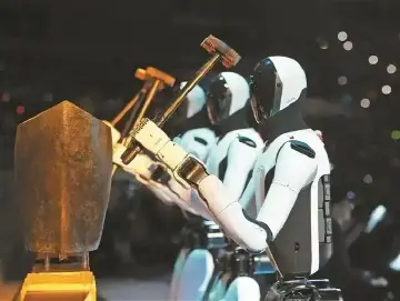 十五运热评｜盛会开幕，为什么“深圳智造”一出场就引来喝彩？