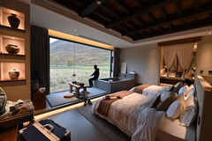 四中全会精神在基层｜四川甘孜接待游客量创同期历史新高（2）