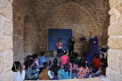 （外代一线）（12）巴勒斯坦：重返课堂的儿童