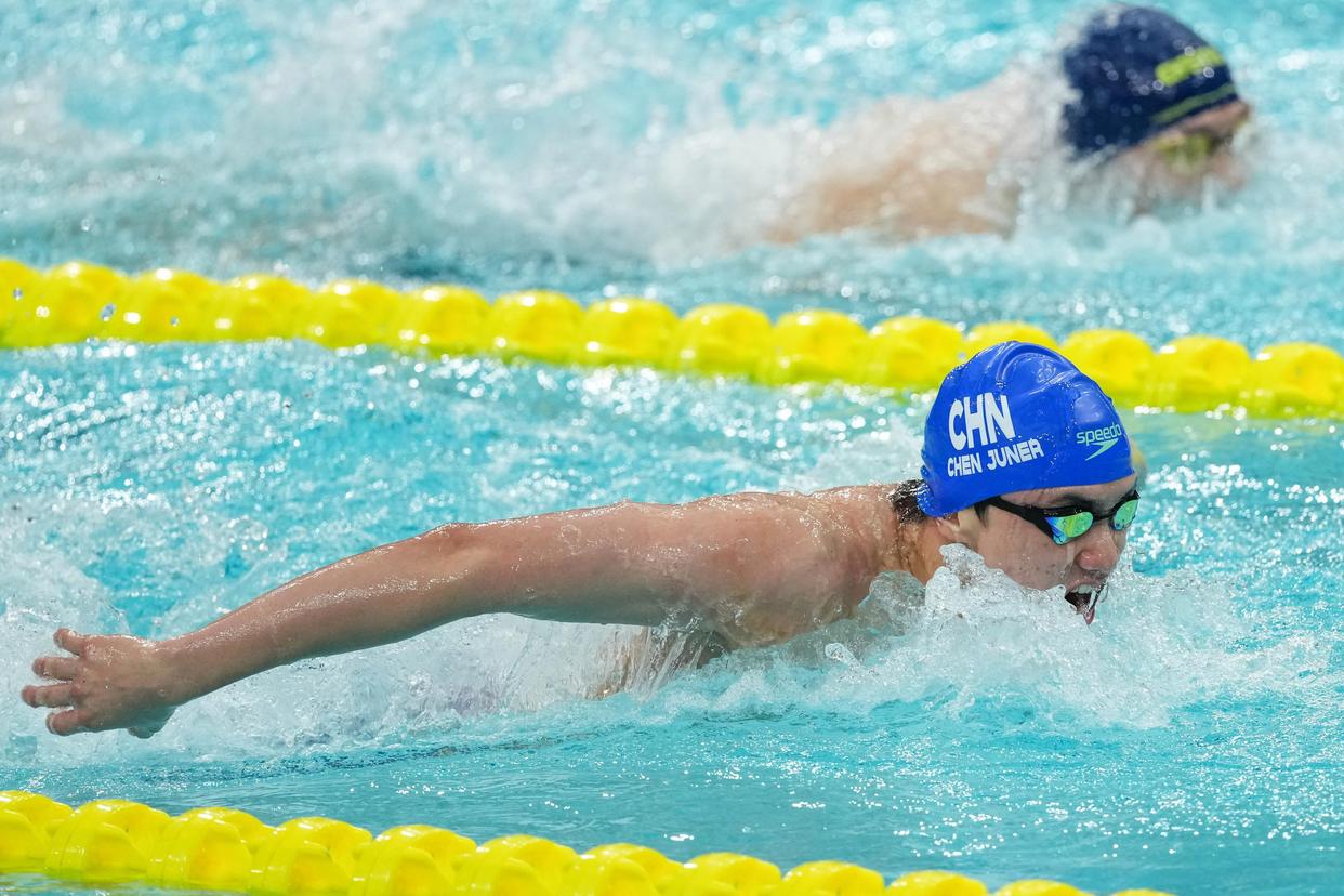 十五运男子蝶泳200米深圳选手陈俊儿摘铜，遗憾未能卫冕