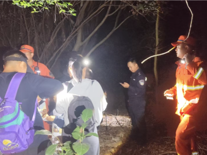 夜幕深山的生命速递！深汕应急处置大队营救16名迷途群众