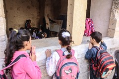 （外代一线）（9）巴勒斯坦：重返课堂的儿童