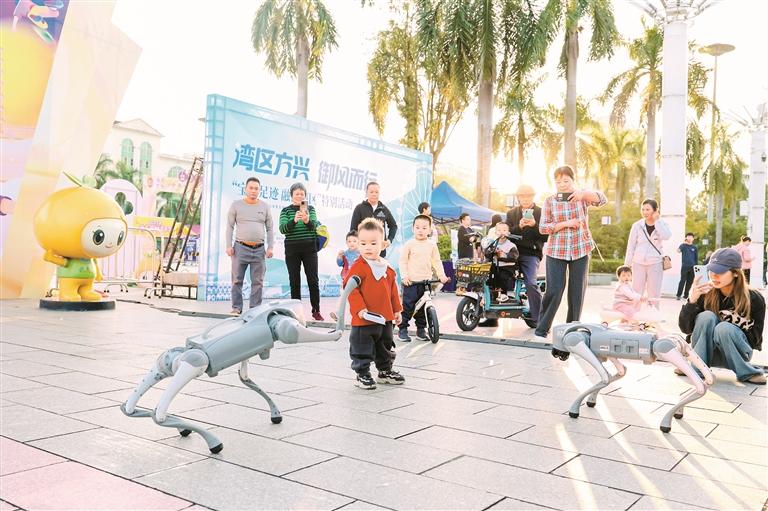 “湾区方兴 御风而行”宝安足迹融汇湾区主题活动架起城市“软联通”