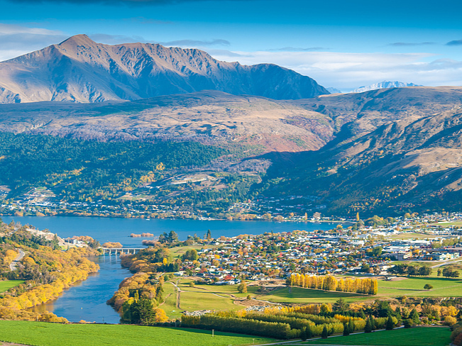 中国公民持有效澳大利亚签证今起可免签入境新西兰