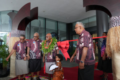 中企承建的斐济首座绿色建筑启用（2）