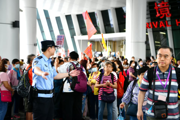 莲塘口岸今年通关量超去年全年总量 截至11月18日已突破2600万人次