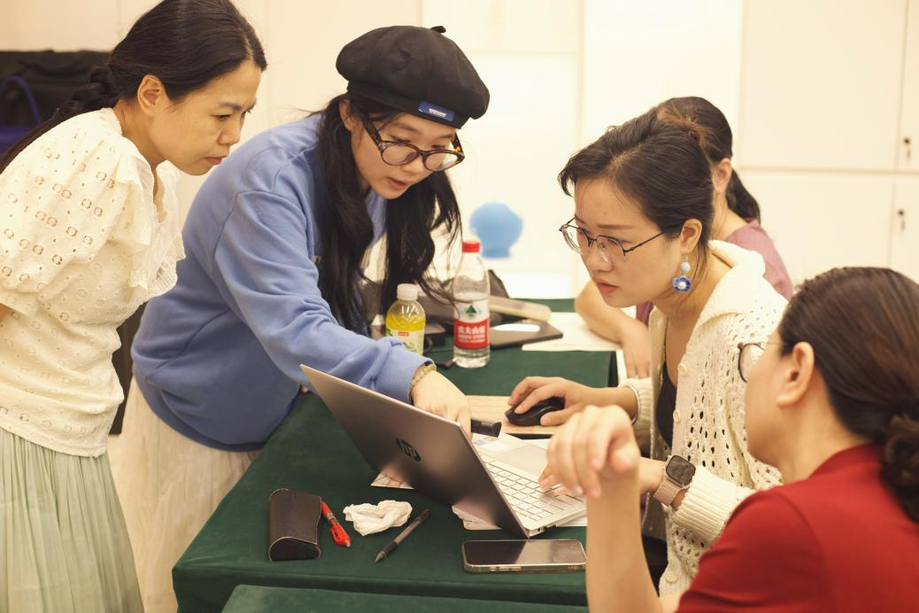 龙华区总工会开展直播技能培训,助力职工“职通未来”