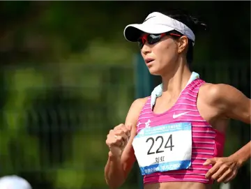 最后一站,和更长的赛道——深圳老将刘虹谢幕