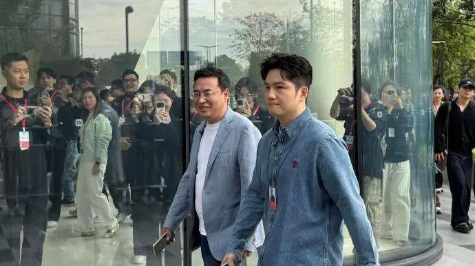 樊振东都来兼职“上班”！深圳的总部经济，到底有多吸睛？