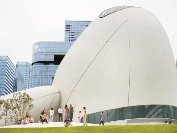 深晚文艺观察 | 深圳用“留白”回应繁华